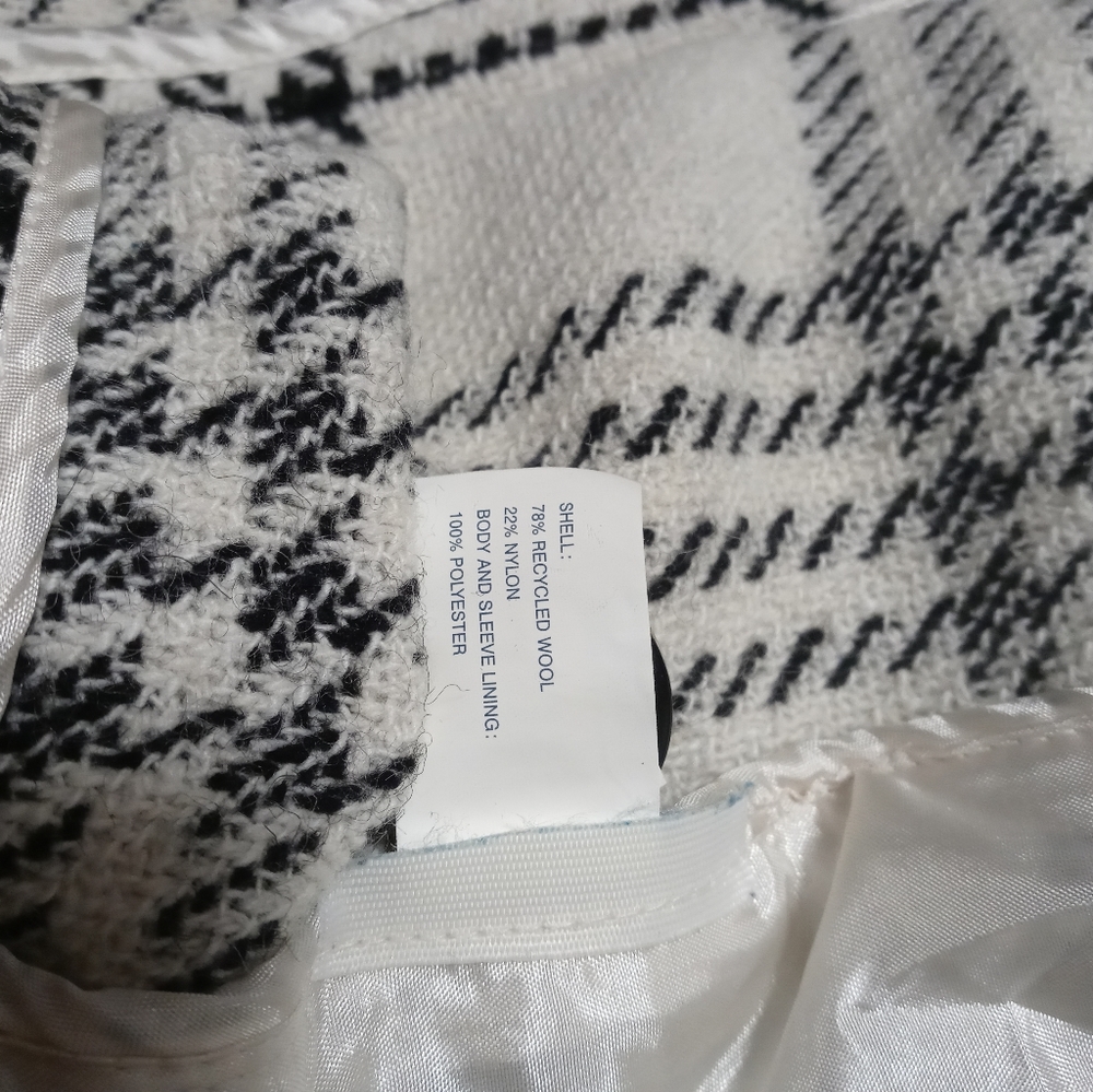 Jacket - Picture 3 of 5